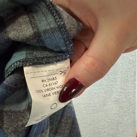 Pendleton Plaid Full Zip Hooded Jacket 100 Virgin Wool Blue Gray Womens XS - Picture 2 of 6